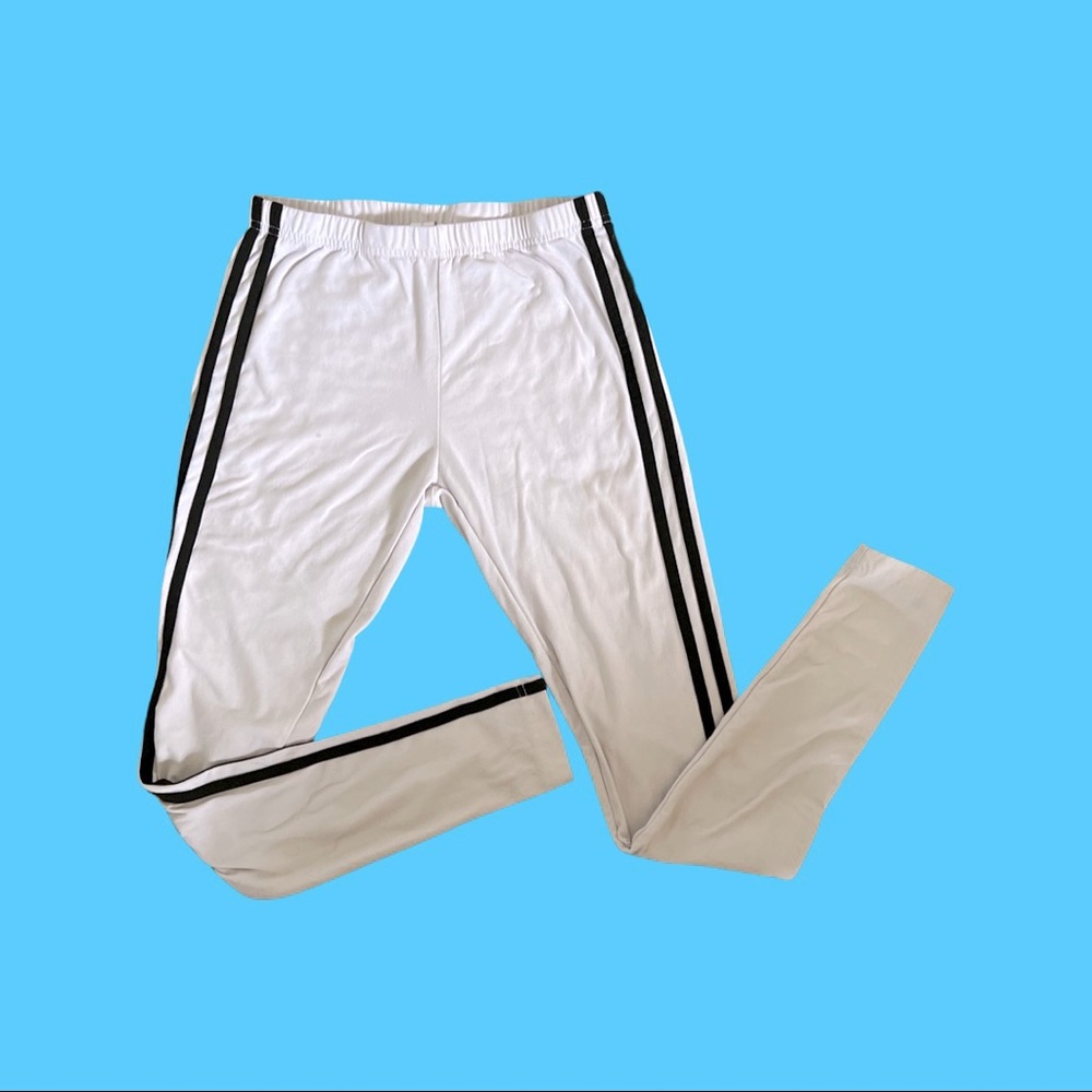 White athletic NOBO leggings with black stripe